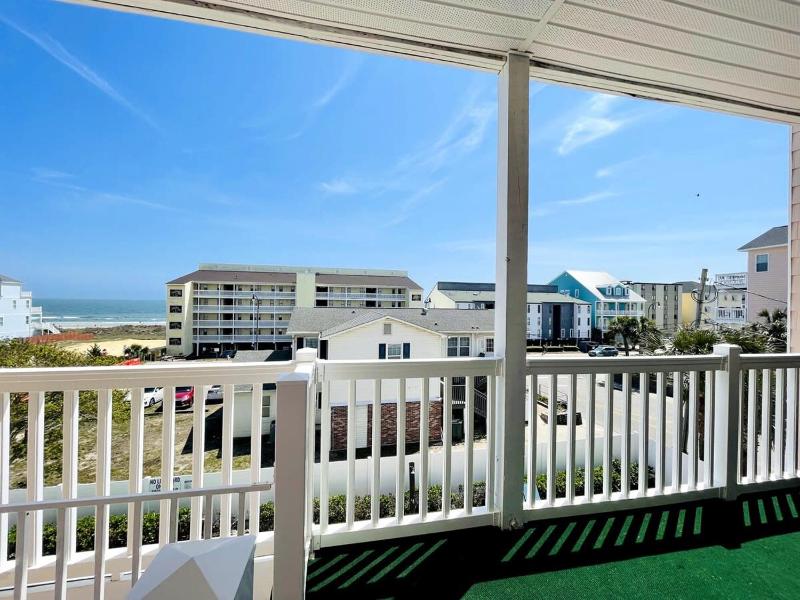 The best location Beautiful Ocean View 7BR pool - image 33