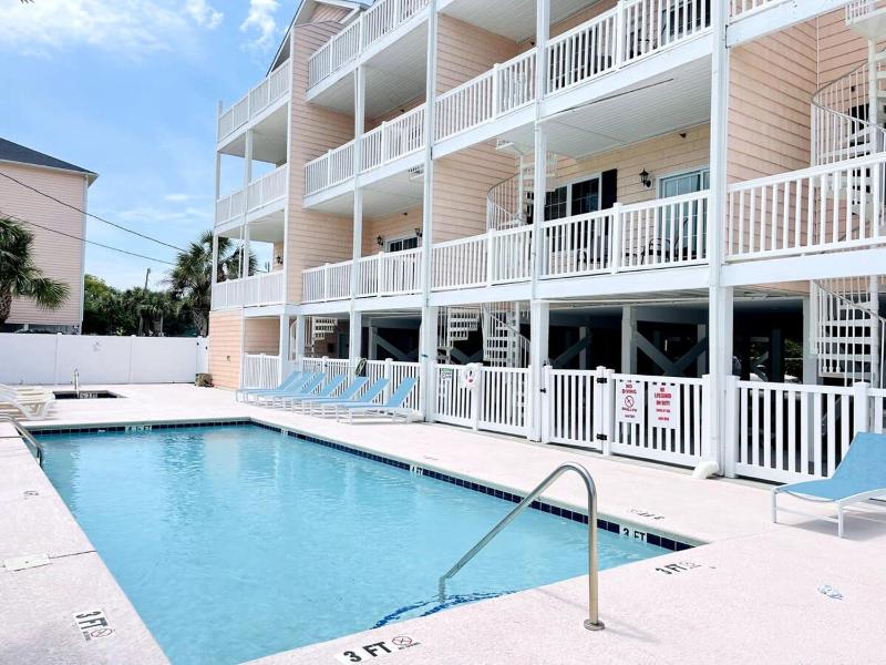 The best location Beautiful Ocean View 7BR pool - image 6