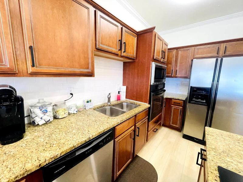 The best location Wonderful Ocean View 7BR pool - image 19