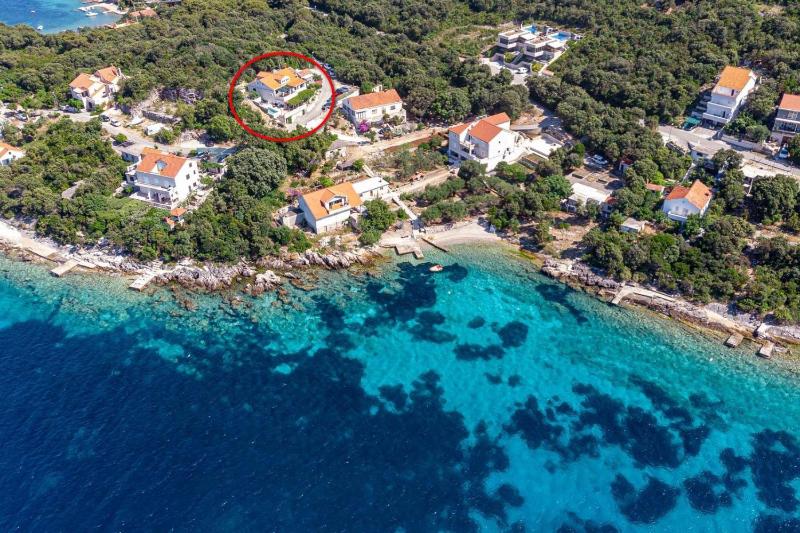 Seaside apartments with a swimming pool Tri Zala Korcula - 558 - image 18