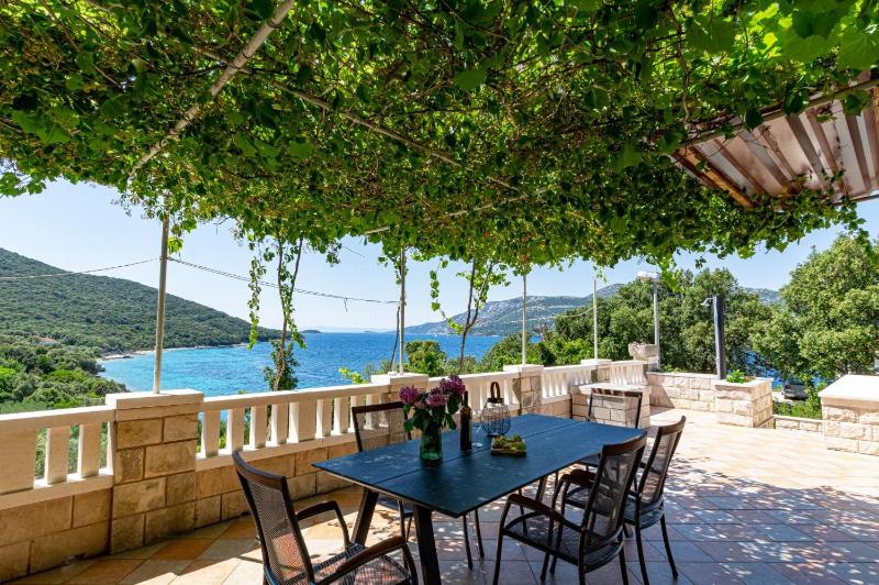 Seaside apartments with a swimming pool Tri Zala Korcula - 558 - image 16