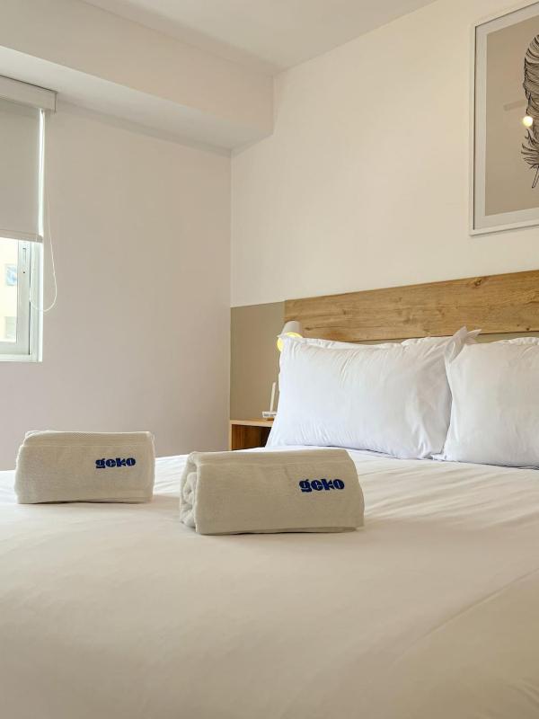 Elegant San Martín Barranco Apartment by Geko - image 11