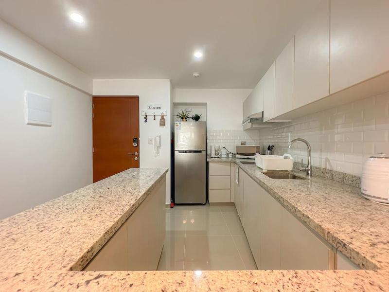 Elegant San Martín Barranco Apartment by Geko - image 12