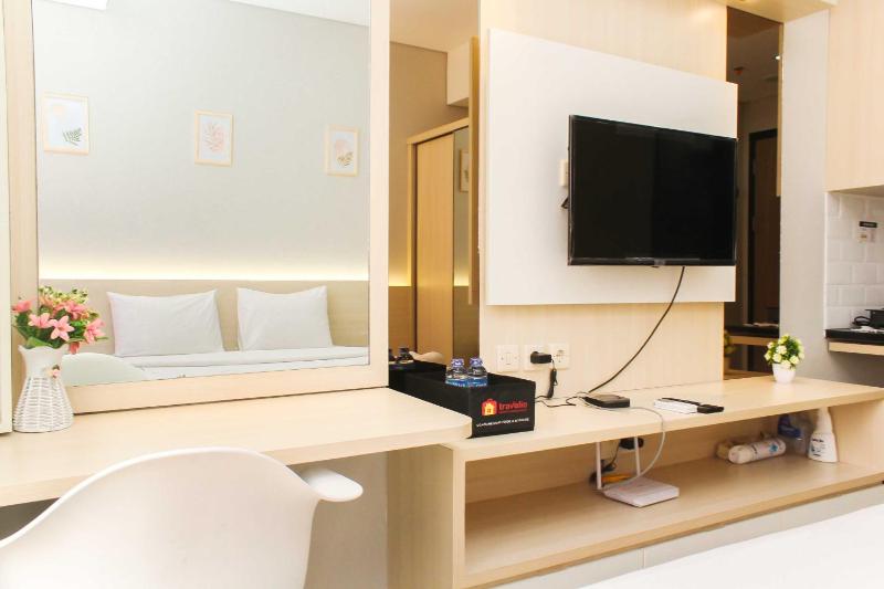 Homey and Tidy Studio Monroe Tower Apartment By Travelio - image 10