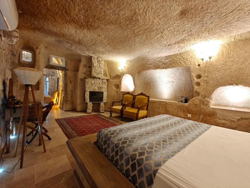 Superior Suite image 3