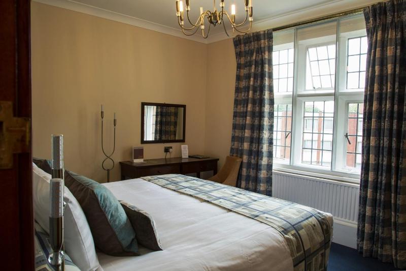 Deluxe Double Room - Non-Smoking image 1