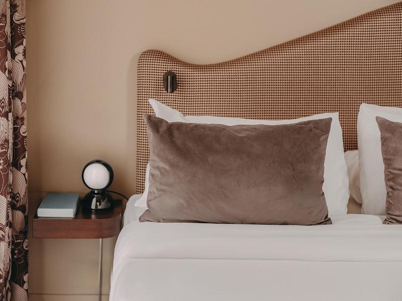 Superior Twin or Double Room image 4