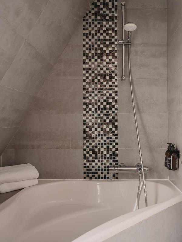 Suite image 2