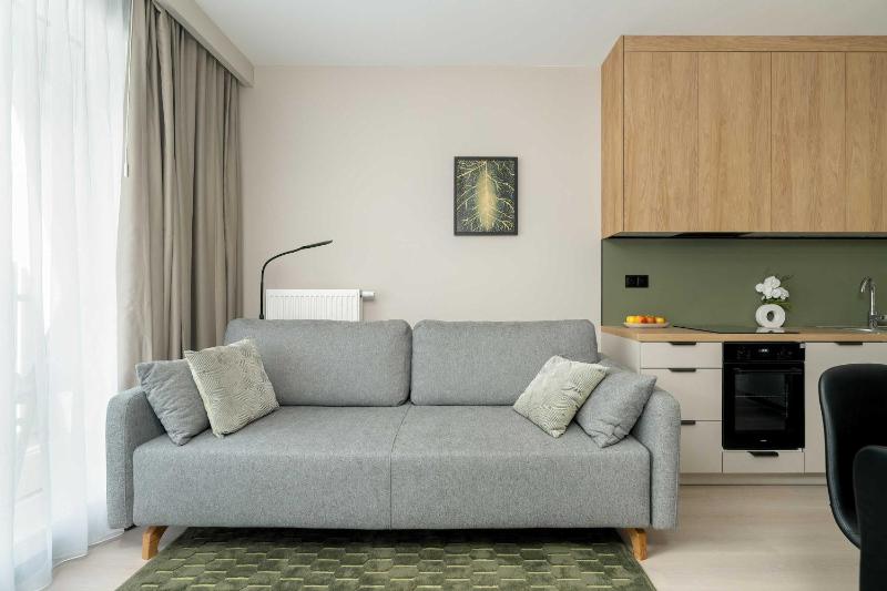 Comfortable Apartment with Air Conditioning by Renters Prestige - image 13