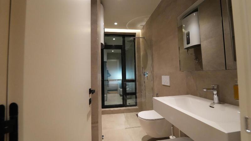 diVin Luxury Suites - image 3