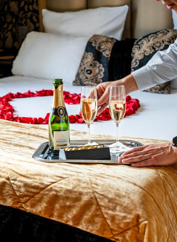 Classic Double Room image 1