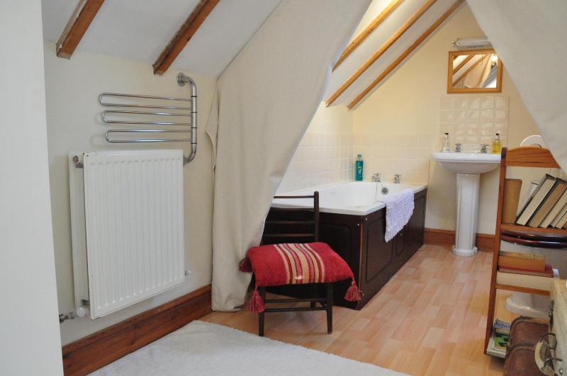 Double Room Ensuite image 4