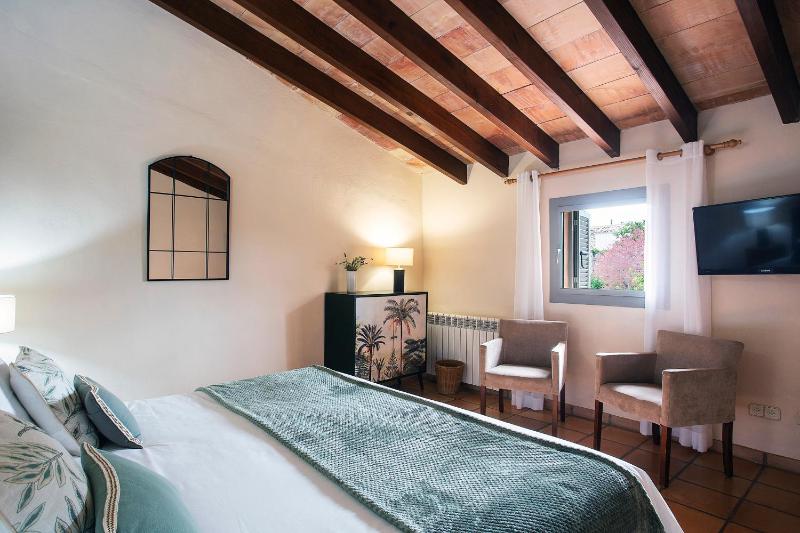 Double Room image 1