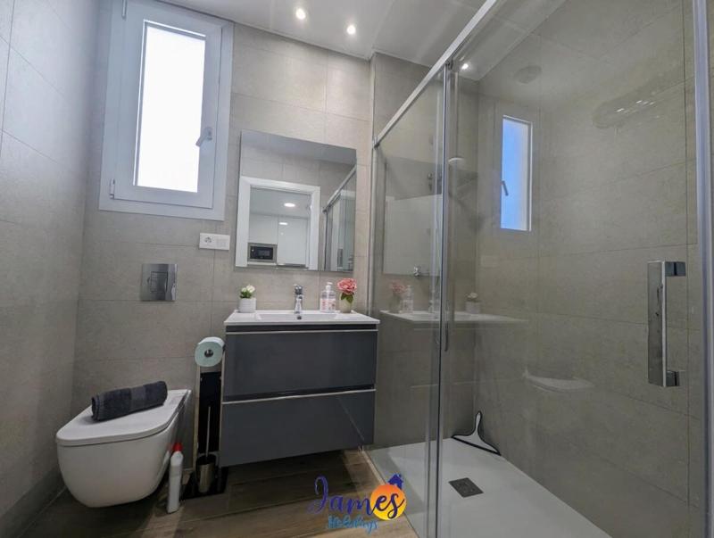 Modern Ground floor Apartment with Com Pool EB12 - image 14
