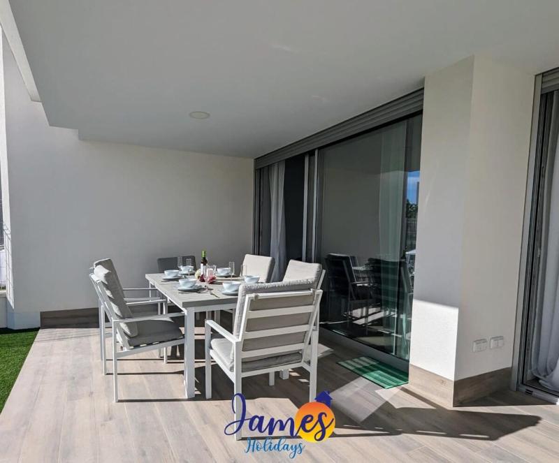 Modern Ground floor Apartment with Com Pool EB12 - image 9
