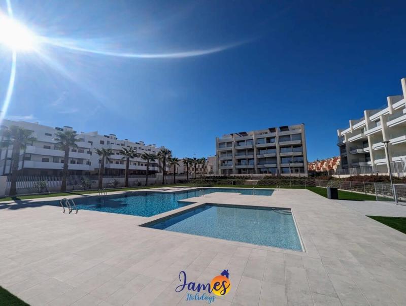 Modern Ground floor Apartment with Com Pool EB12 - image 6
