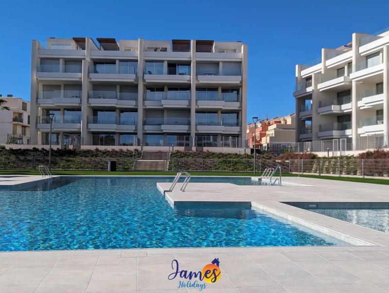 Modern Ground floor Apartment with Com Pool EB12 - image 15
