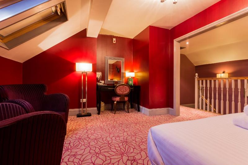 Executive Double Room image 3