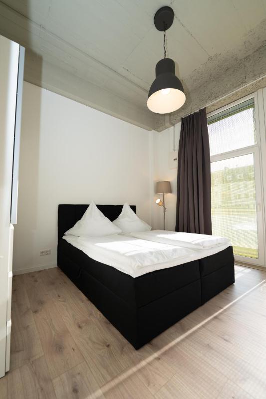 Economy Double Room image 3