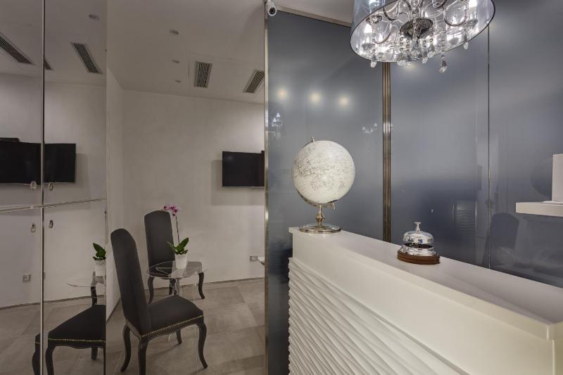 Shali Luxury Suite Spagna - image 9