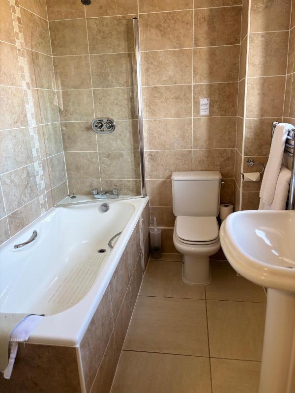 Executive Double En Suite image 3