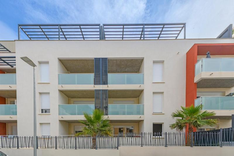 Le Joyau Nîmois - Grande terrasse avec parking - image 11