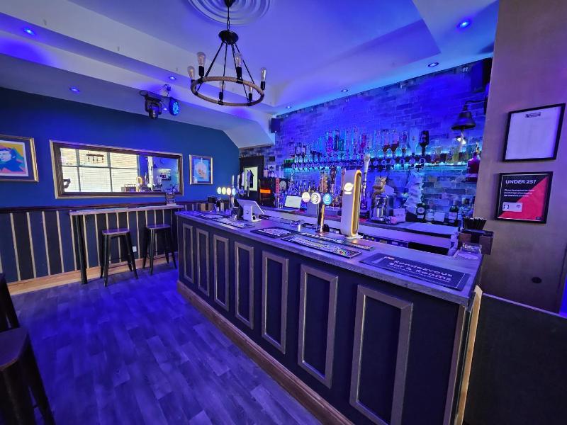 Rendezvous Bar & Rooms - ADULTS ONLY - image 1
