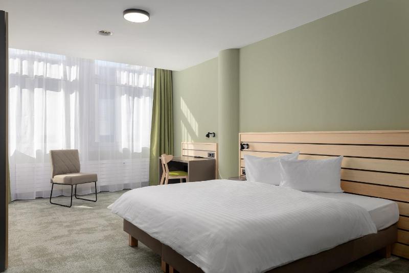 Standard Double Room image 1