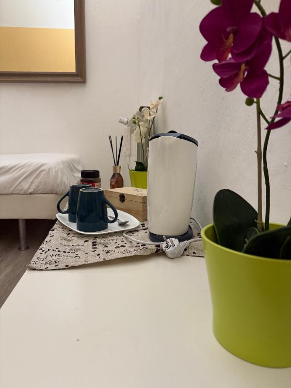 Standard Triple Room with External Private Bathroom image 2