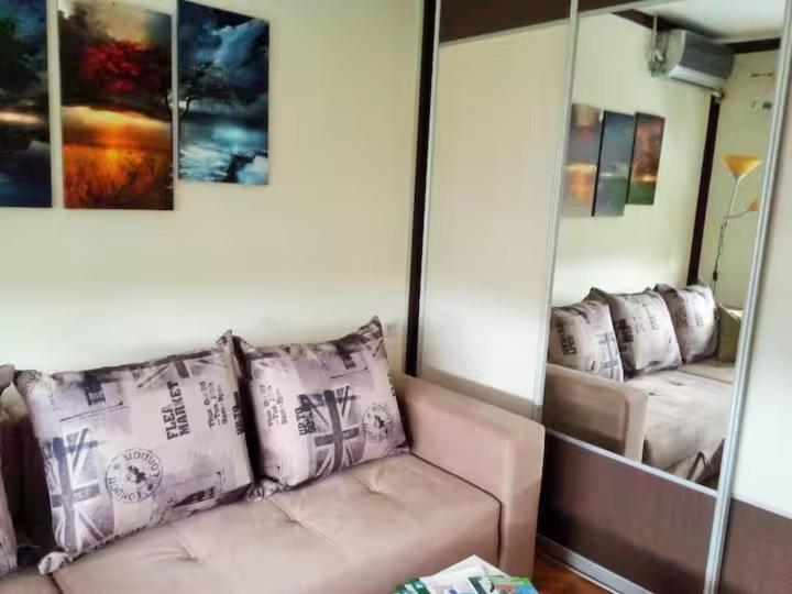 Recently renovated ROOMnot the whole apartmentwith Danube view - image 13