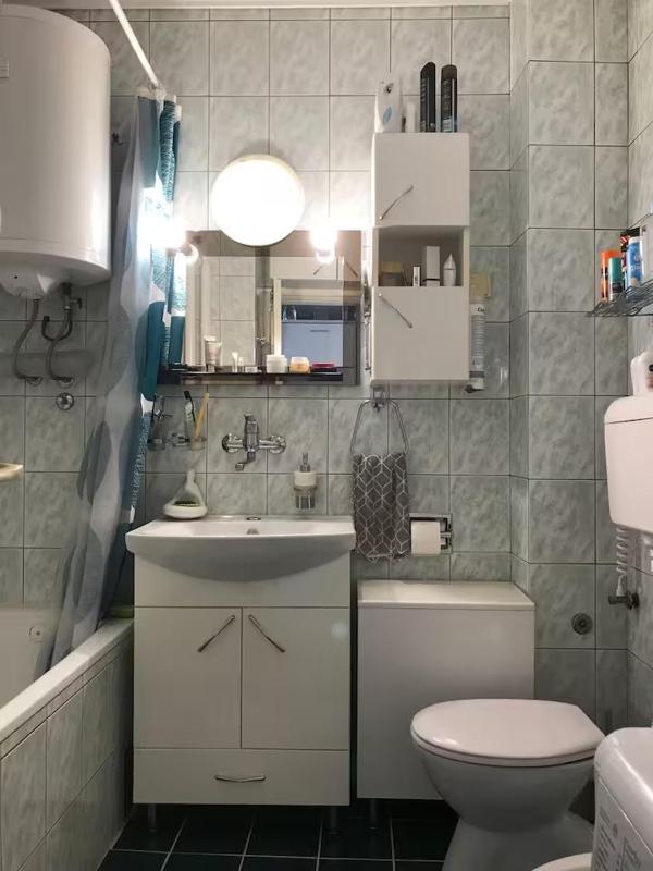 Recently renovated ROOMnot the whole apartmentwith Danube view - image 2