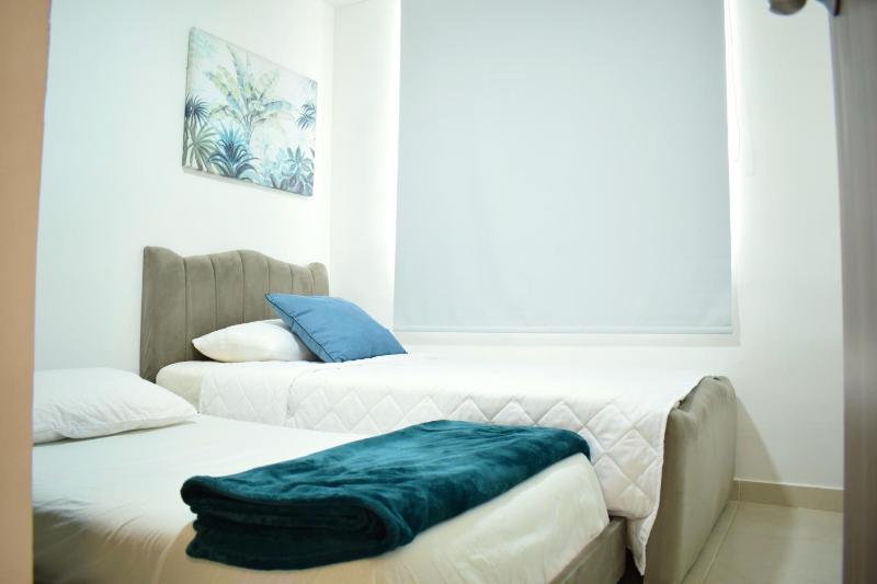 Luxury apartment with pool - image 9
