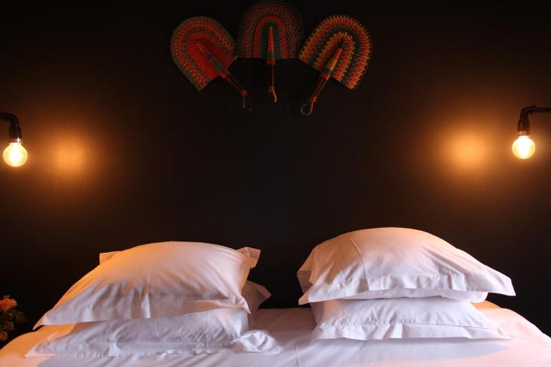 Medium Double Room with Private Bathroom image 4