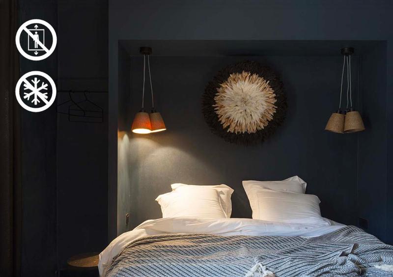 Large Double Room with Private Bathroom image 1