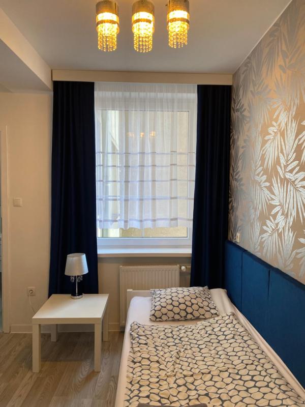 Single Room with Private Bathroom image 1