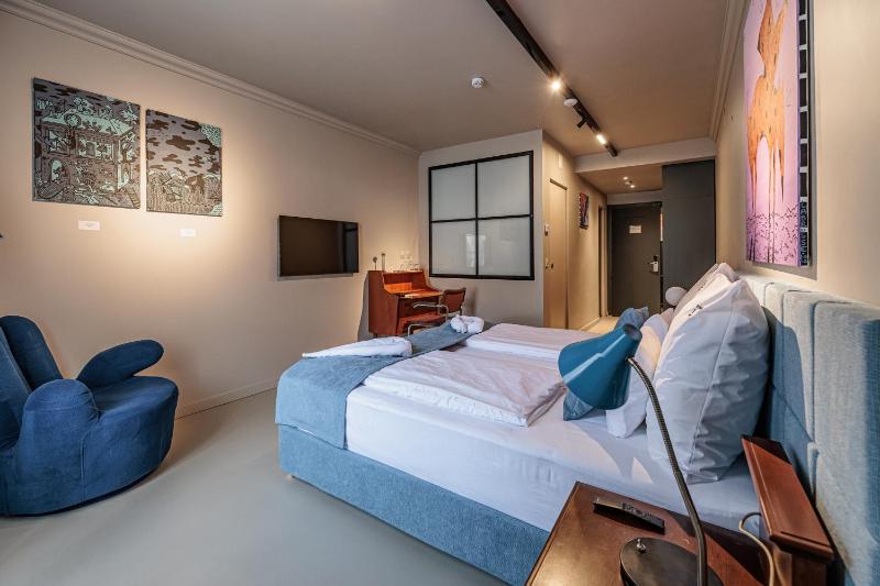 Superior Double or Twin Room image 2