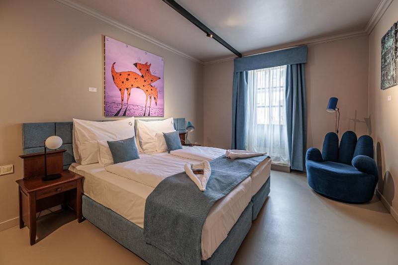 Superior Double or Twin Room image 4