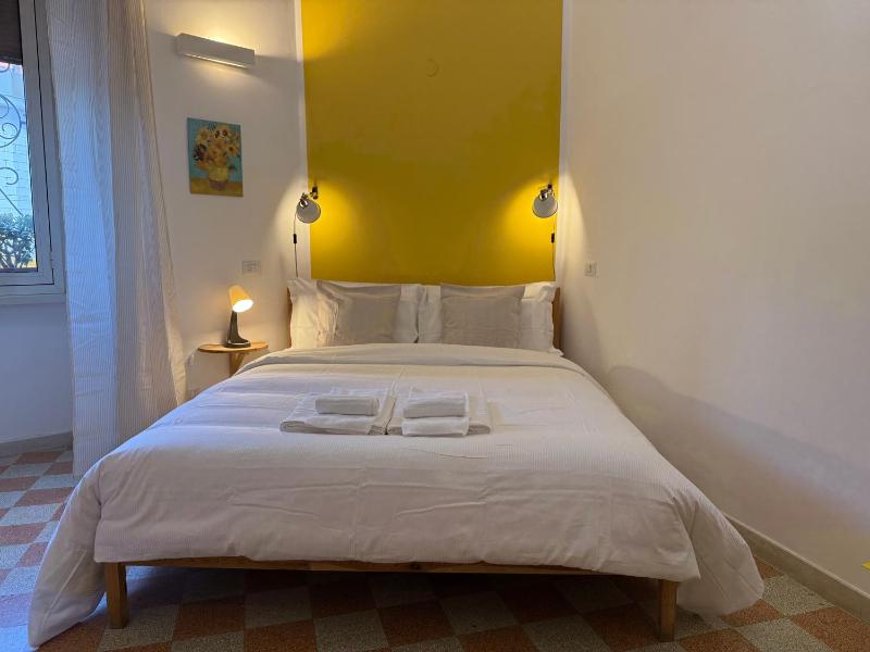 Double Room with Private Bathroom image 1