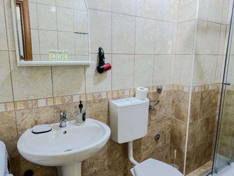 Suite with Sea View image 3