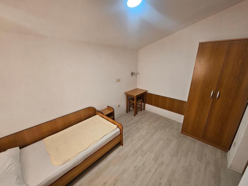 Single Room image 1