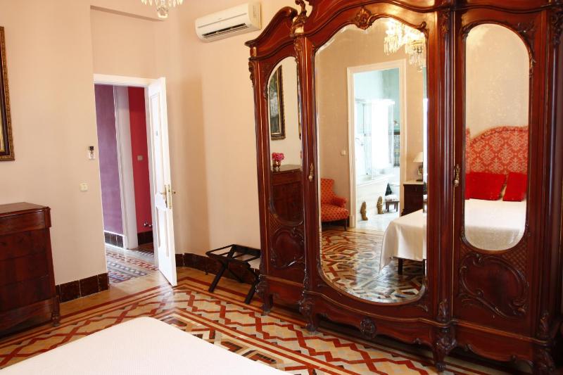 Double Room with Terrace image 4