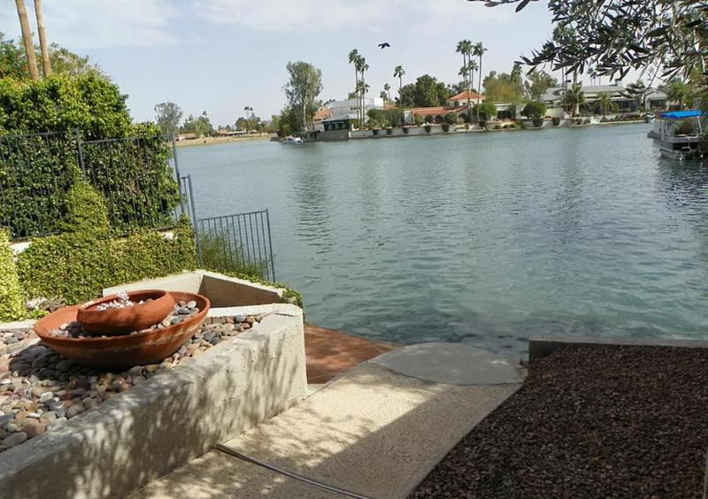 Lakefront Home with Pool and WiFi - image 1