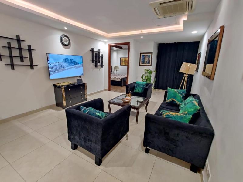 Stylish Luxury Apartments in Gold Crest With Shopping Mall by HBA - image 16