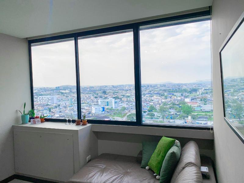 Suite vista al rio desde piso alto parking - image 2