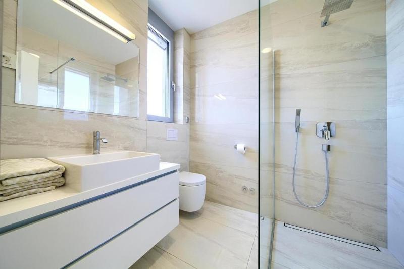 Luxury villa with a swimming pool Krk - 23992 - image 11