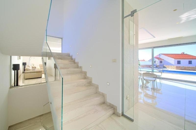Luxury villa with a swimming pool Krk - 23992 - image 9