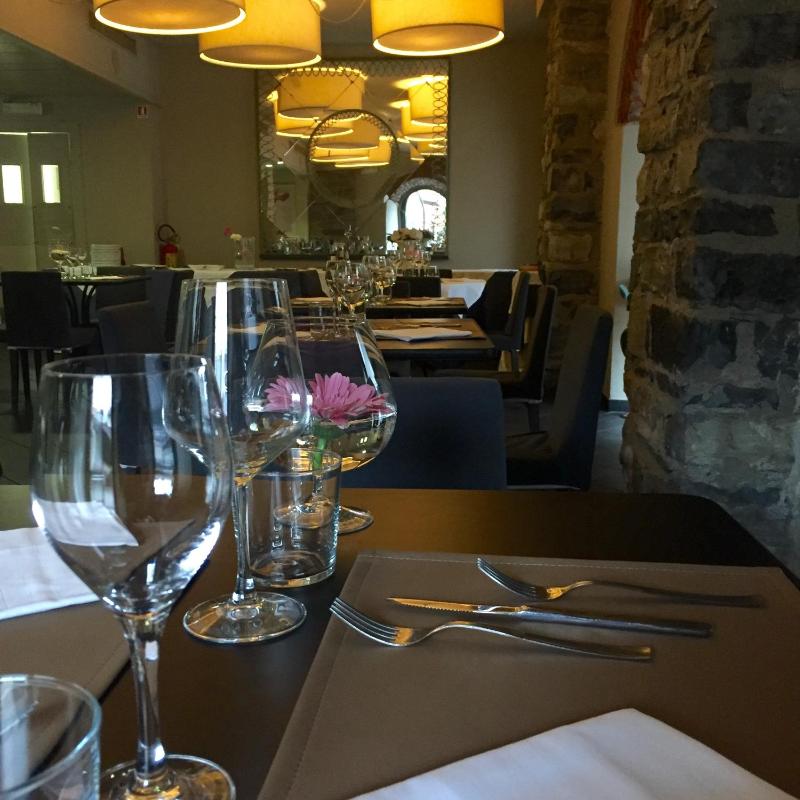 Lizard Hotel - image 28