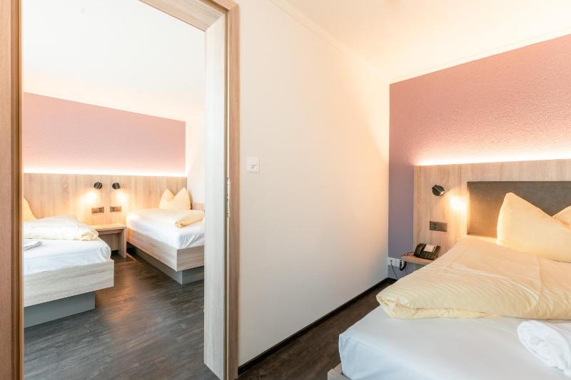 Triple Room image 4