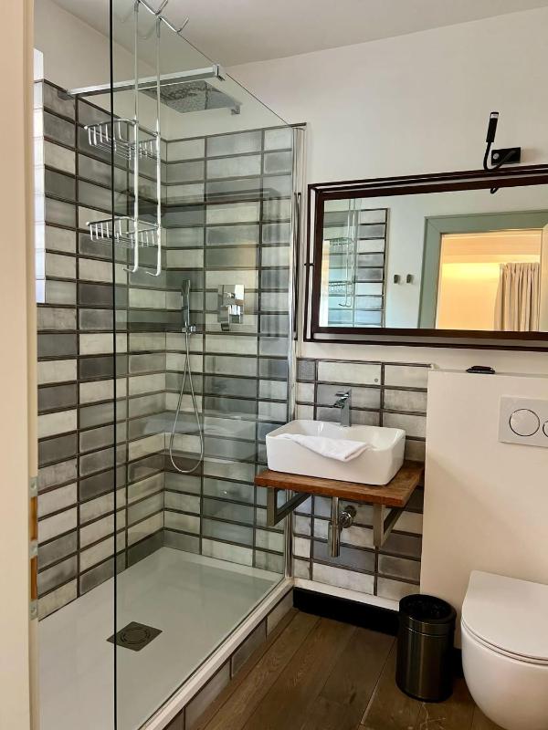 Design Double Room image 1