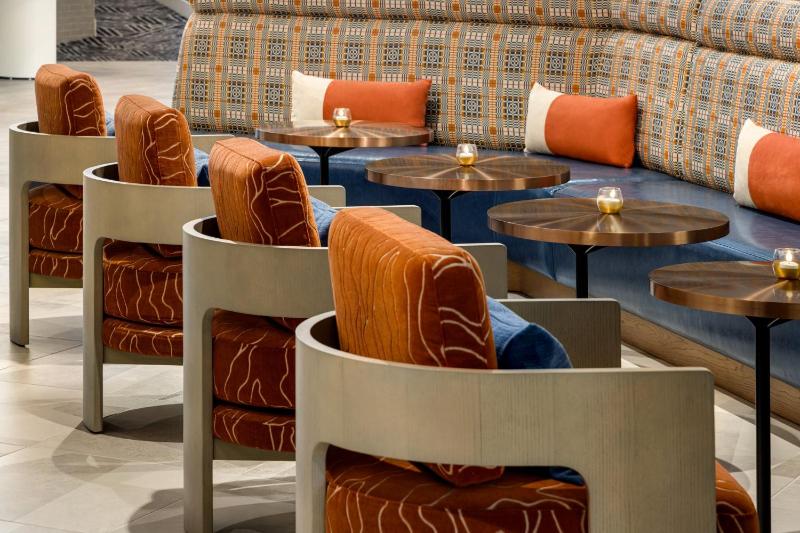 Crowne Plaza Virginia Beach Town Center by IHG - image 36